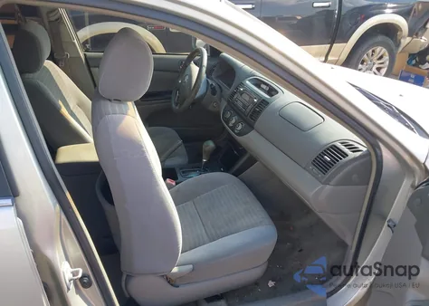 2006 Toyota Camry Le z USA, uszkodzony, nr VIN 4T1BE32K16U736369